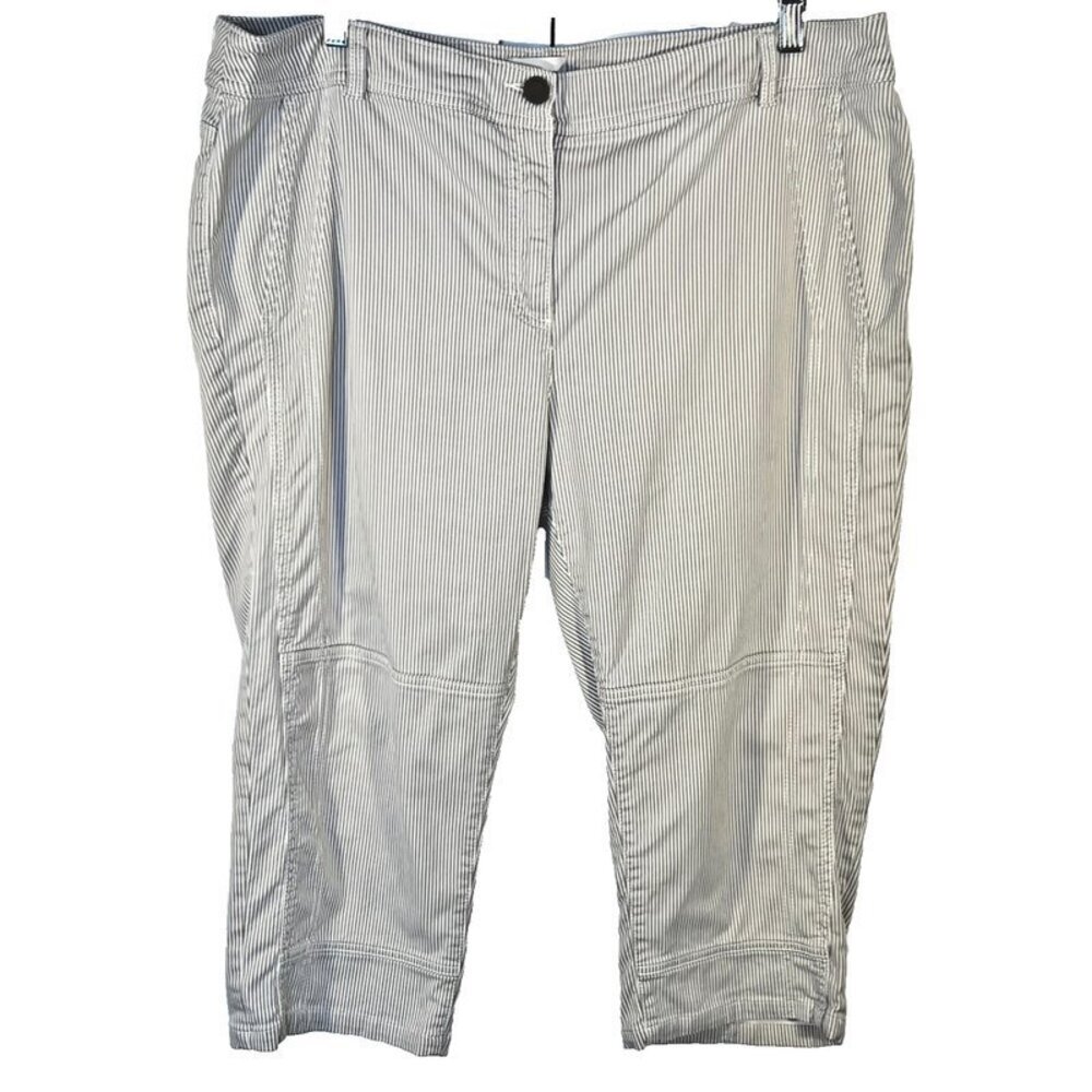 Chico's - Women's Size XL Capri Pants Stretch Pin Striped Back Pockets Zip Fly